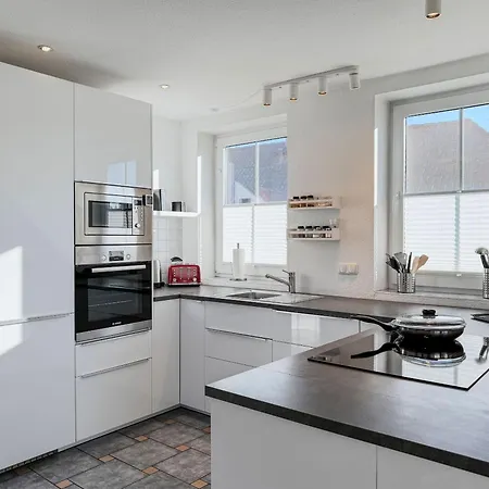 Bi De Wisch, Og Apartman *